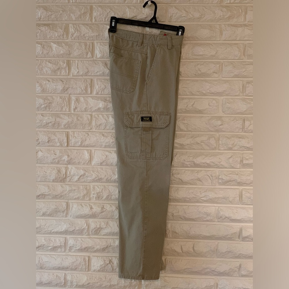 Boys Size 14 Wrangler Cargo Pants